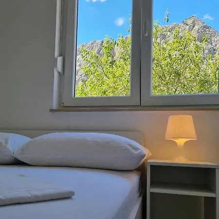 Lägenhet Omis City Apartment Omiš